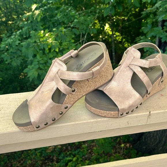 CORKY'S BEACH PLEASE NUDE SANDALS